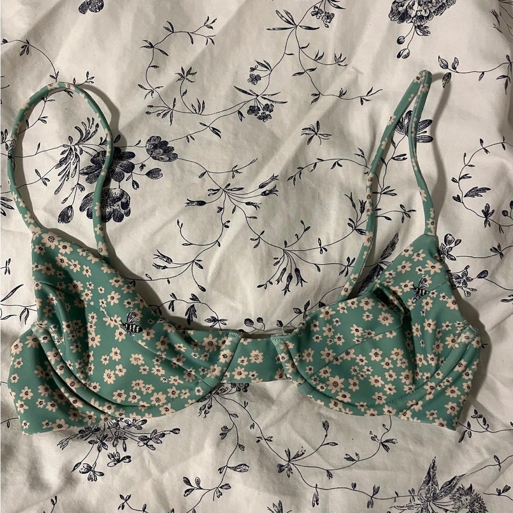 TRADE benoa jaden shea top